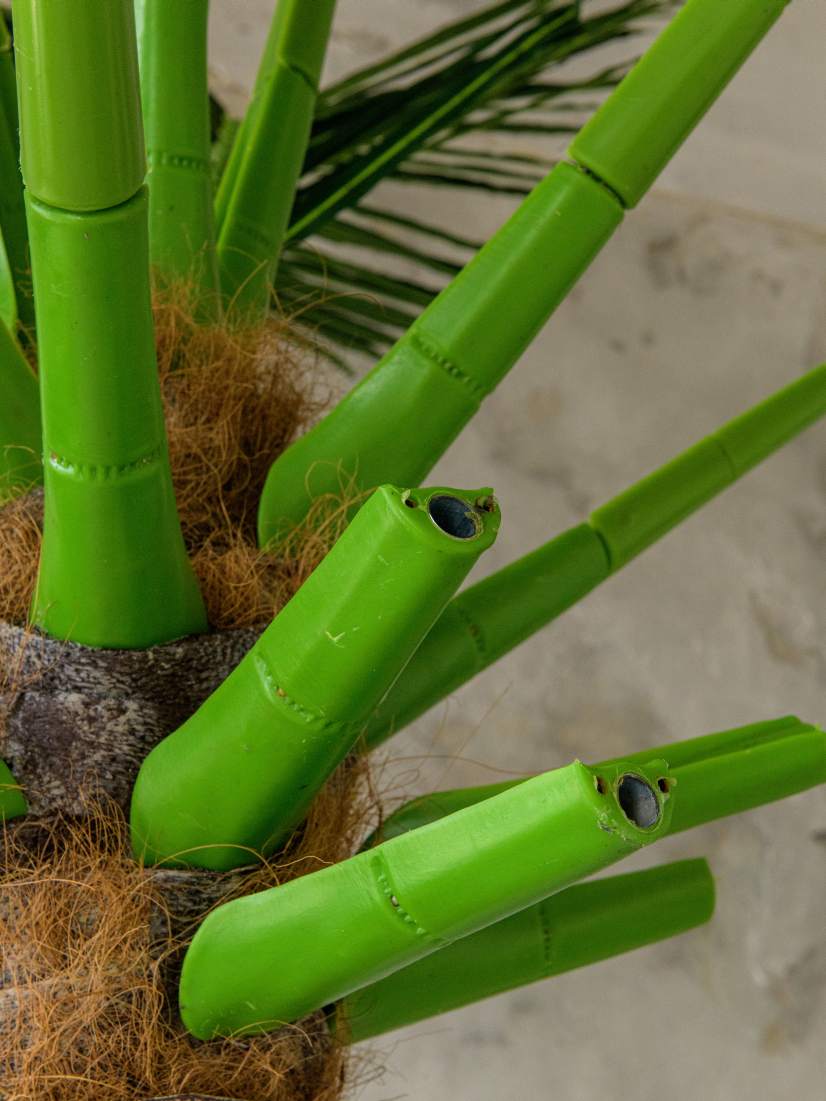 Прочный крепеж ветвей